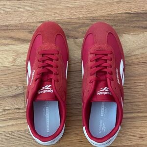 Reebok Women’s Fiori Red Low-Top Sneakers with White Logo